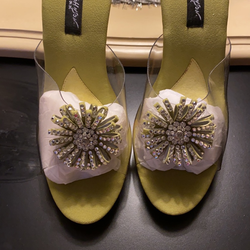 Stunning starburst slides